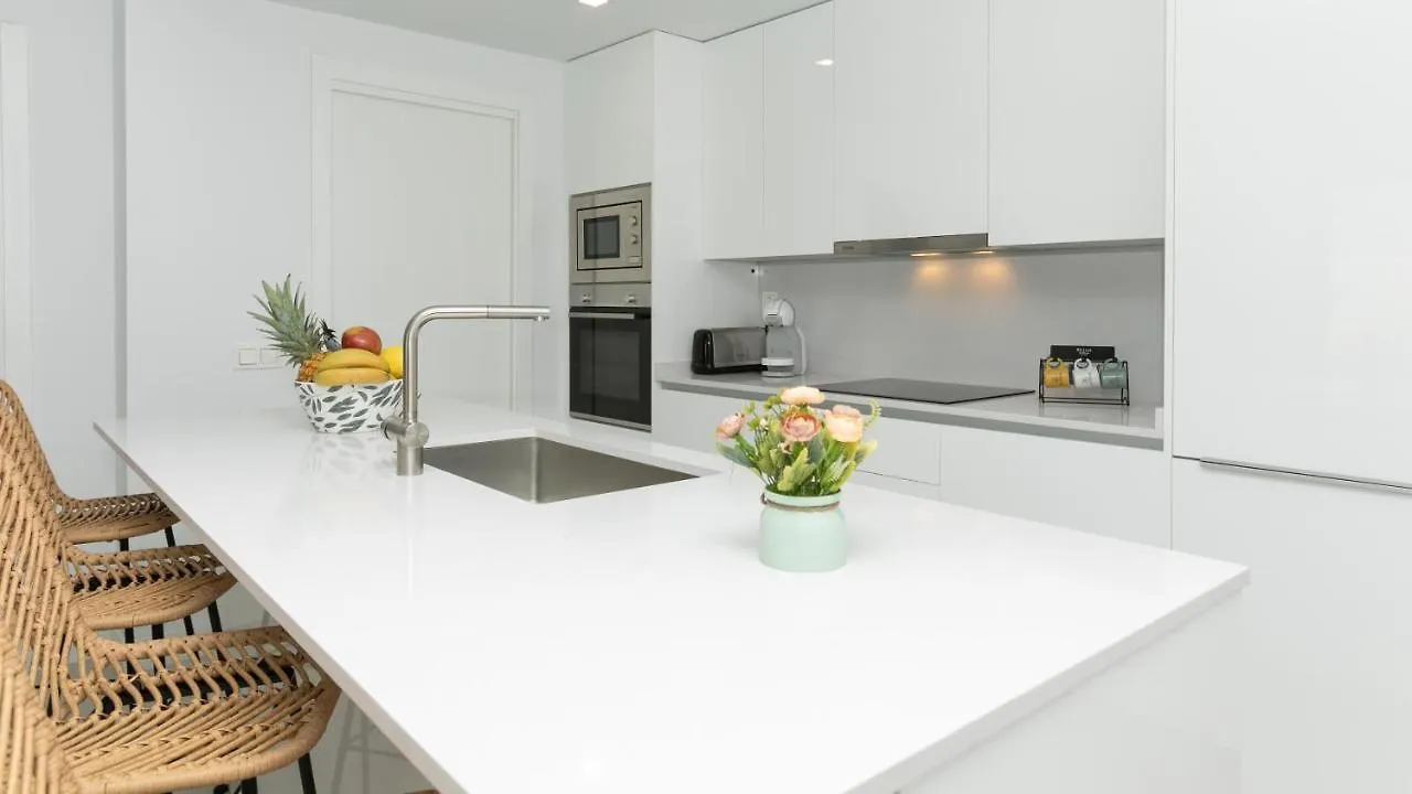 Apartment Apartamento De 1 Dormitorio Con Piscina Y Gimnasio Comunitarios Estepona Spain